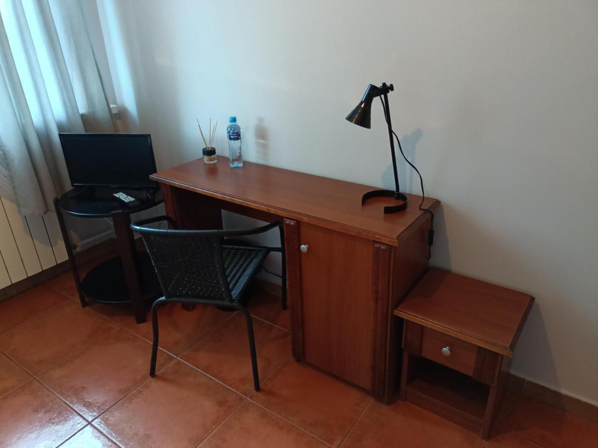Pokoje Pod Swierkiem Swarzedz Luaran gambar