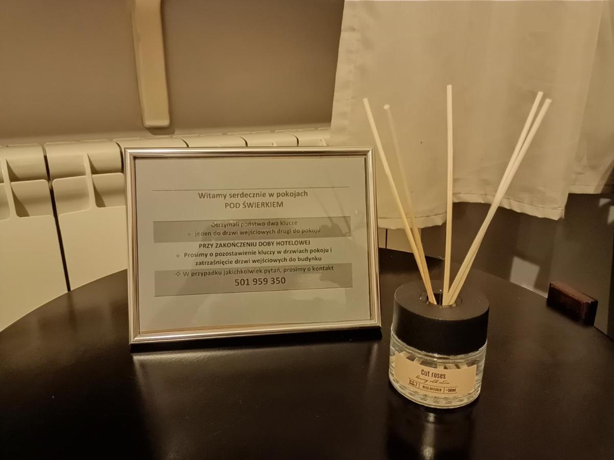 Pokoje Pod Swierkiem Swarzedz Luaran gambar