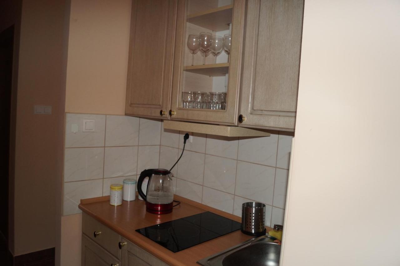 Pokoje Pod Swierkiem Swarzedz Luaran gambar